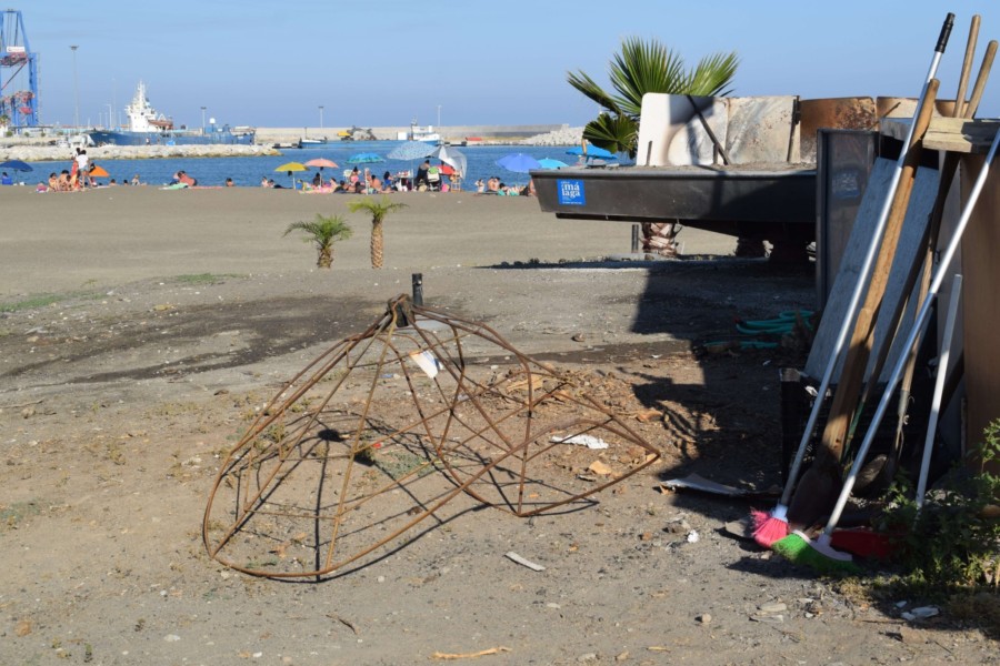 Málaga, sol e praia: Impacto ambiental dos Chiringuitos