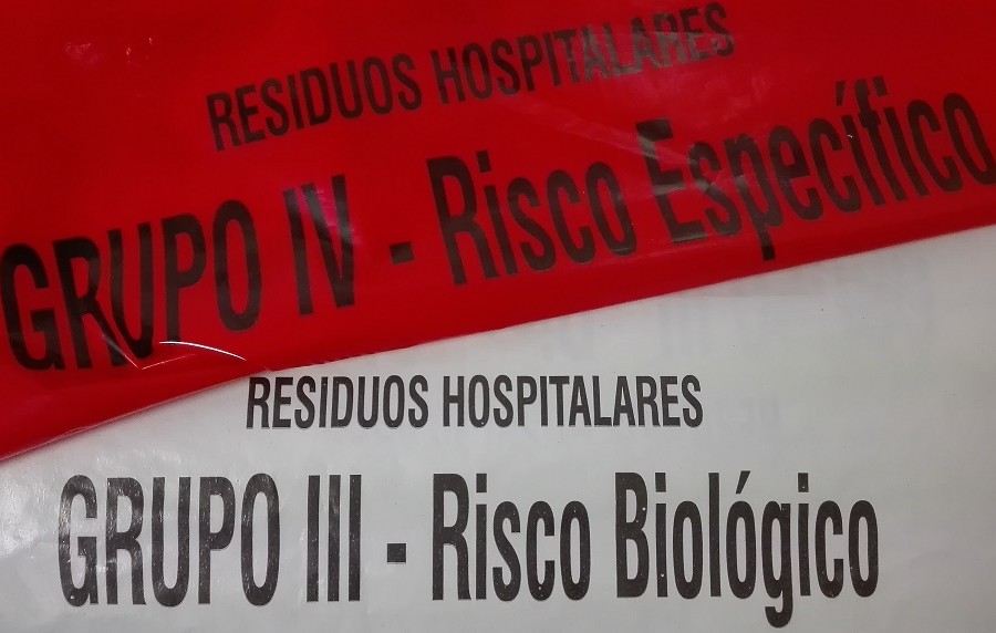 Gestão de Resíduos Hospitalares: Incineração versus Autoclavagem