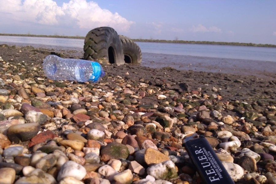 Os rios: a porta de entrada das toneladas de plástico que todos os anos chegam aos oceanos!