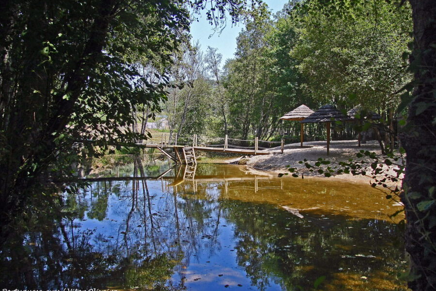 Praia Fluvial de Corvos à Nogueira, praia por muitos apreciada e frequentada