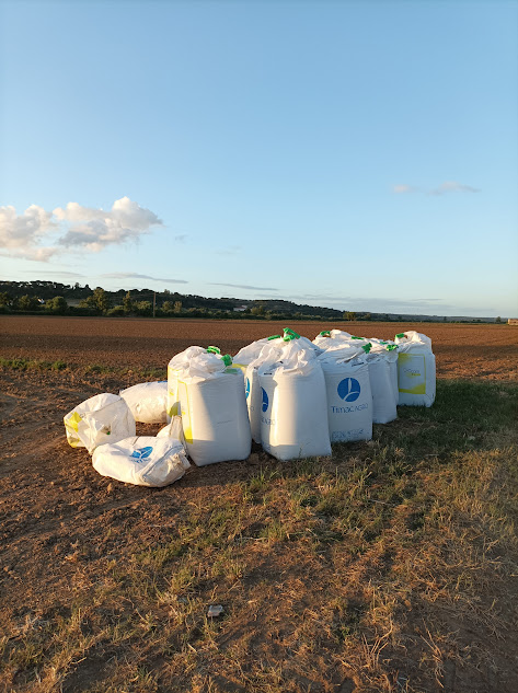 Uso dos plásticos na agricultura e o seu efeito nos ecossistemas aquáticos