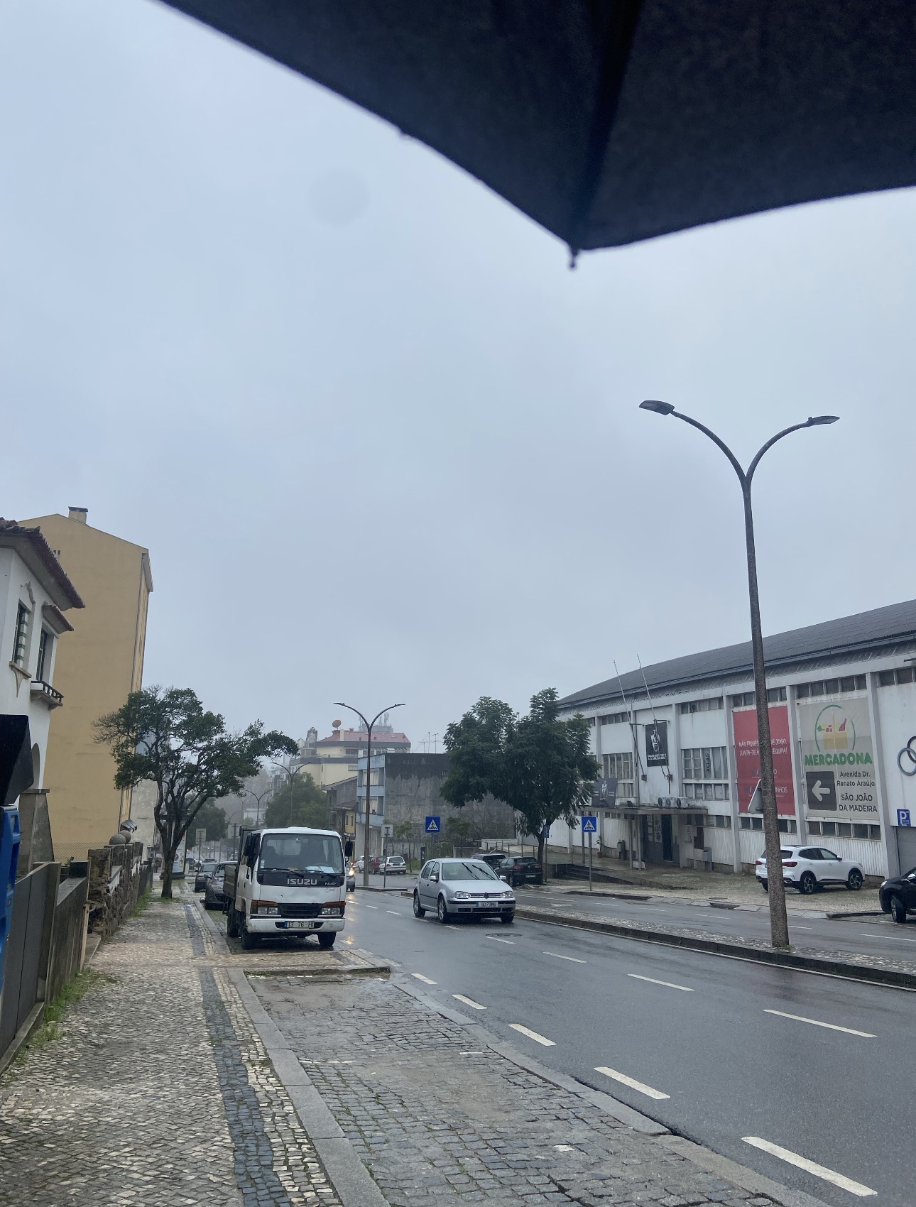 A poluição invisível e o silêncio ambiental nas cidades modernas