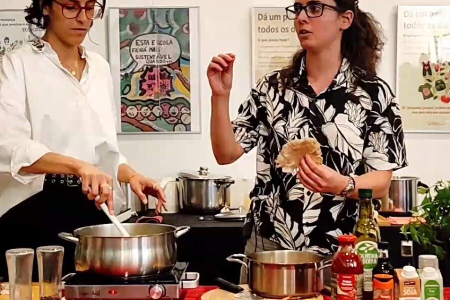 Showcooking of plant-based food, to promote a more sustainable diet.